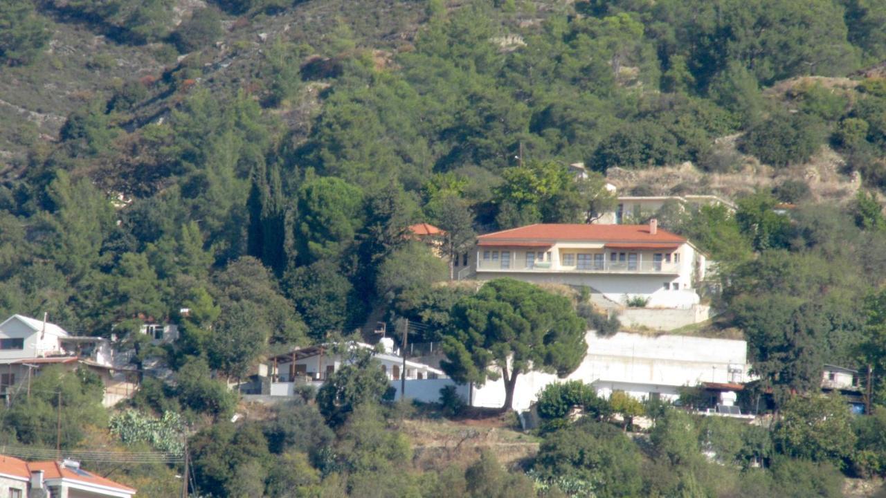 Villa Retreat Centre Cyprus Zoopiyi Esterno foto